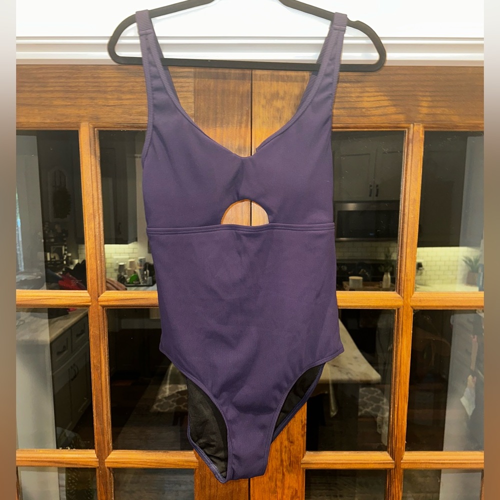 NWT Charmo Size Large Navy Ribbed‎ Cutout Back One Piece Swimsuit